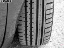 聚氨酯轮胎与橡胶轮胎的性能差异对比 聚氨酯橡胶和聚氨酯的区别