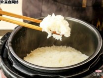 如何做到蒸米饭不让锅底沾粘