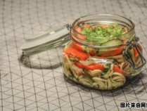 辣白菜炖豆腐的制作方法 辣白菜的制作方法和配料