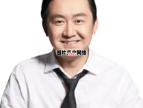 王小川去了哪个电视台担任主持人？
