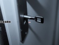 老式门锁装配三条锁杆的正确方法（老式门锁构造）