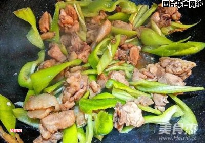 麻辣青椒炒鸡的制作方法
